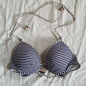 Victoria's Secret bikini